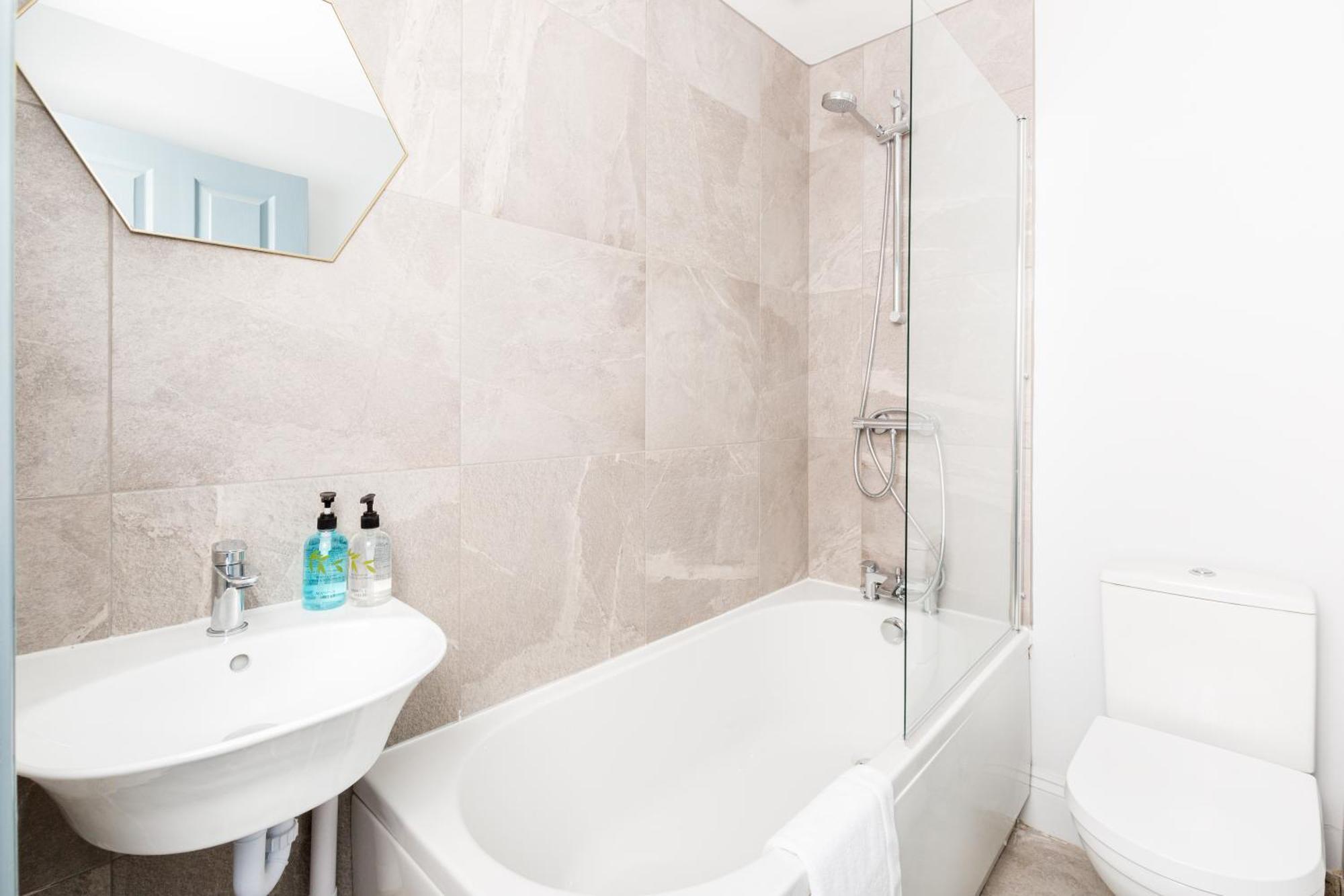 Duplex Loft Apartment With Balcony & Private Entrance In Jq Birmingham Luaran gambar